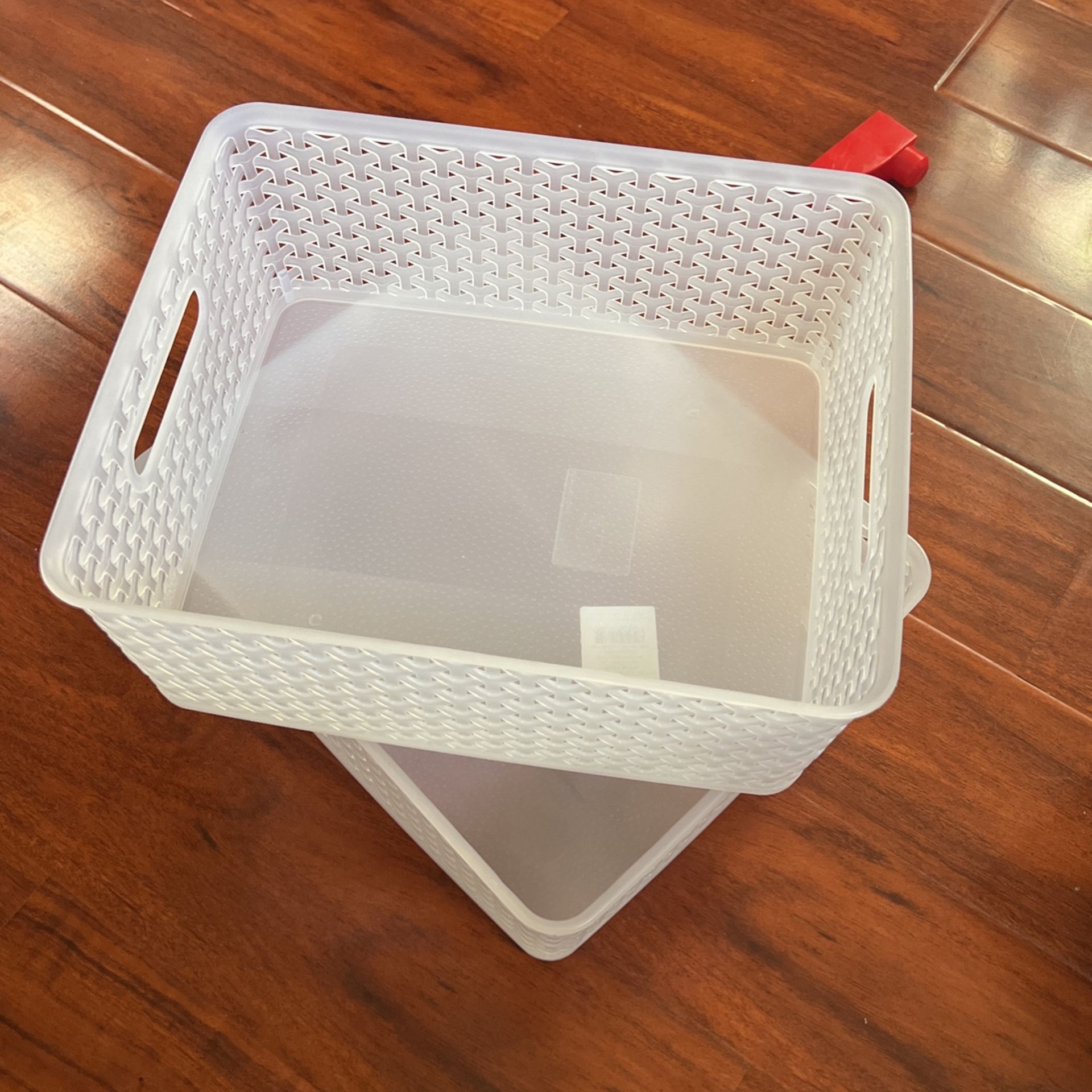 2x Storage Basket