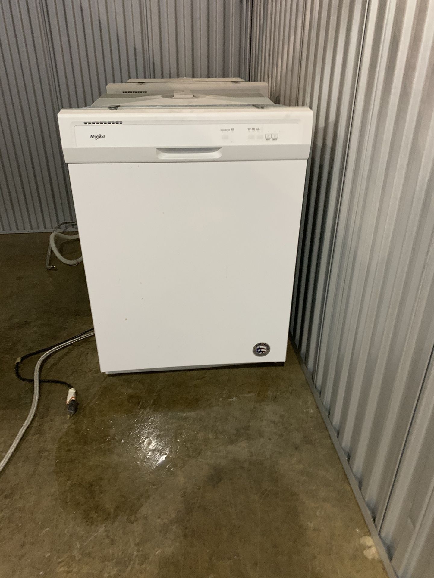 Whirlpool Dishwasher