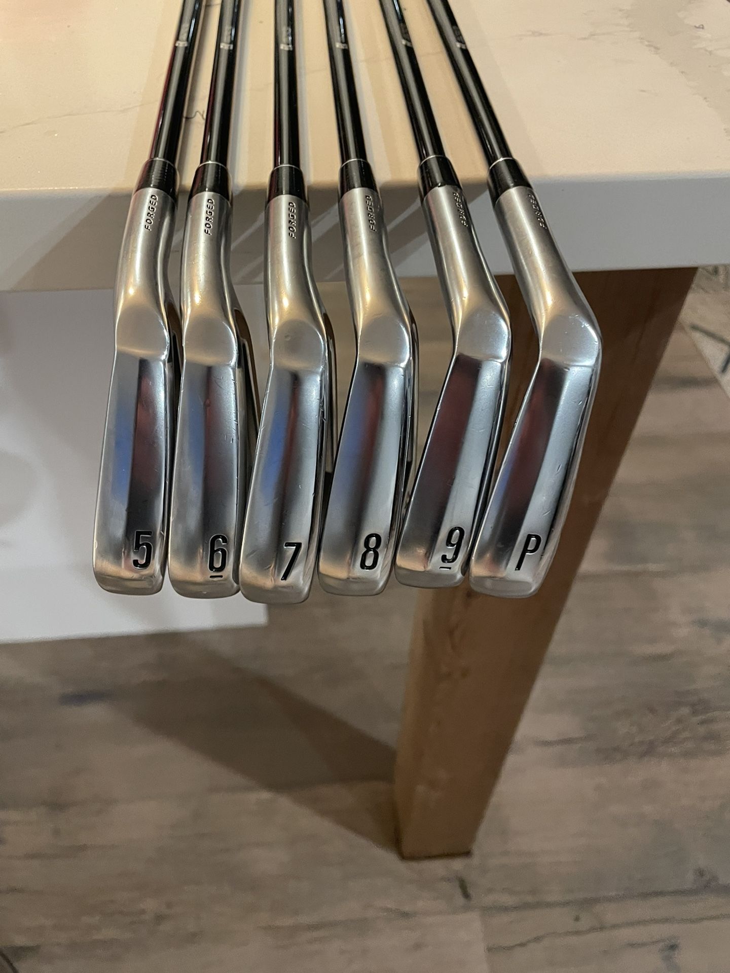 Srixon ZX7 Irons For Sale, 5-wedge, Mmt 125 S Shafts