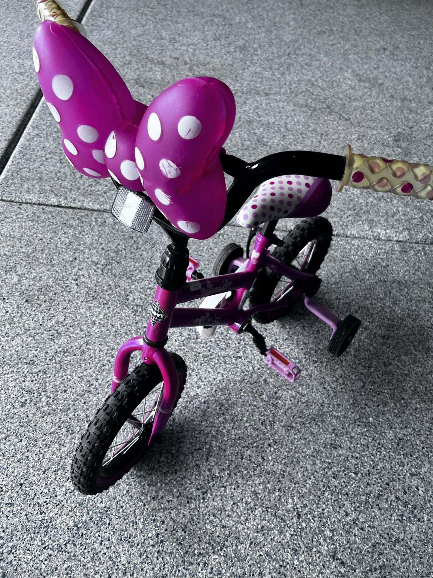 Minnie Girls Bike