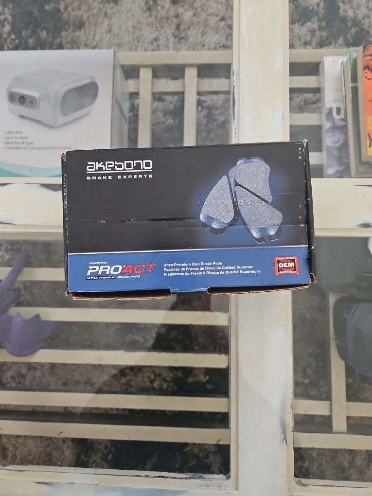 Premium Akebono Brake Pads