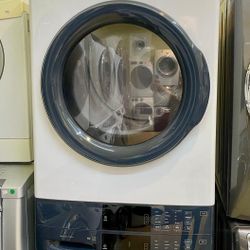 Electrolux Electric Tower Washer And Dryer 27 In