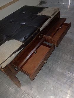 Coffee Table/Ottoman 