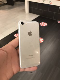 iPhone 7 32GB Factory Unlocked