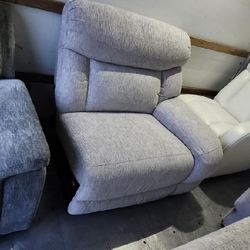 Showroom New Open Box