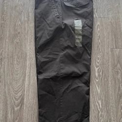 IZOD Brown Pants W33 L32 Relaxed Fit Cotton Flat Front New With Tags