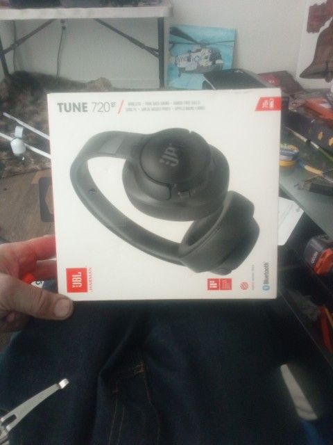 JBL Tune 720