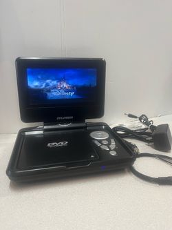 SYLVANIA SDVD7027BL 7” portable DVD player with USB/SD inputs