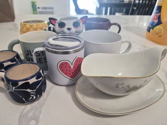 Mugs/ cups