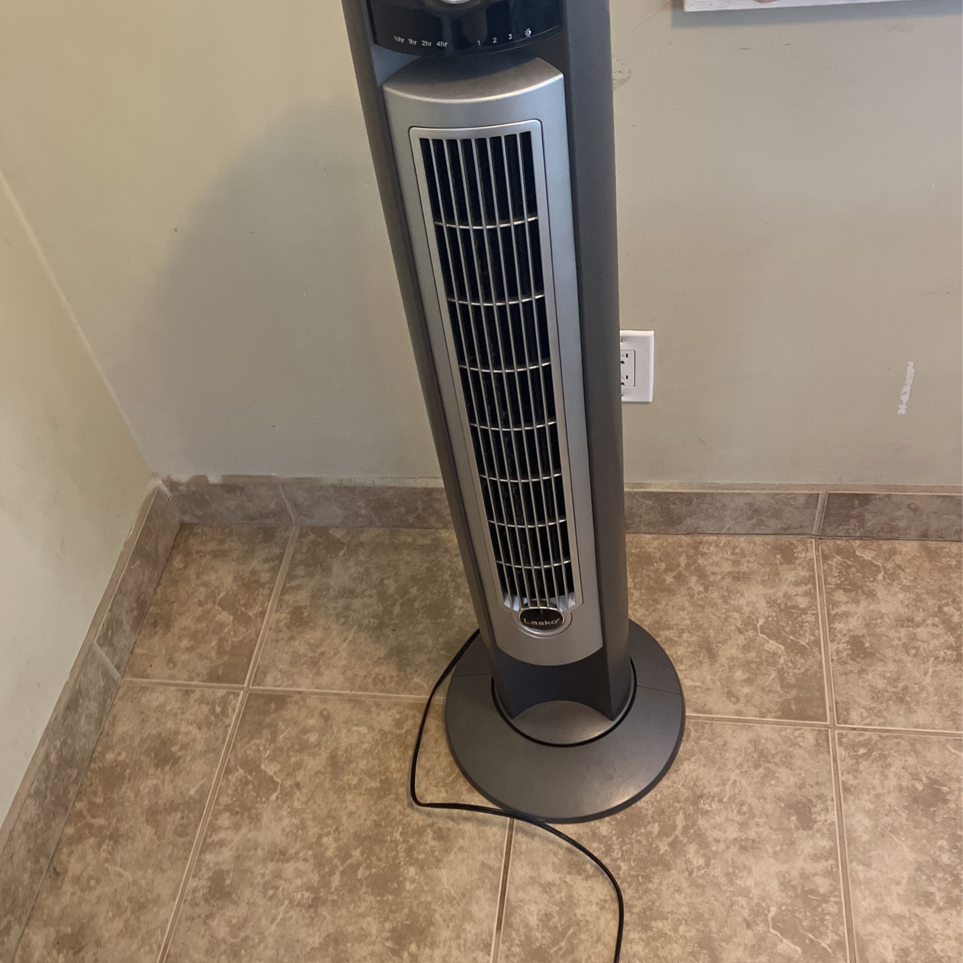 Lasko Oscillating Tower Fan