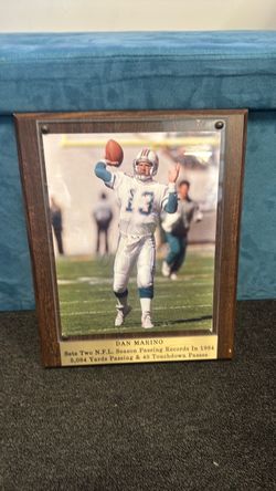 Dan Marino plaque