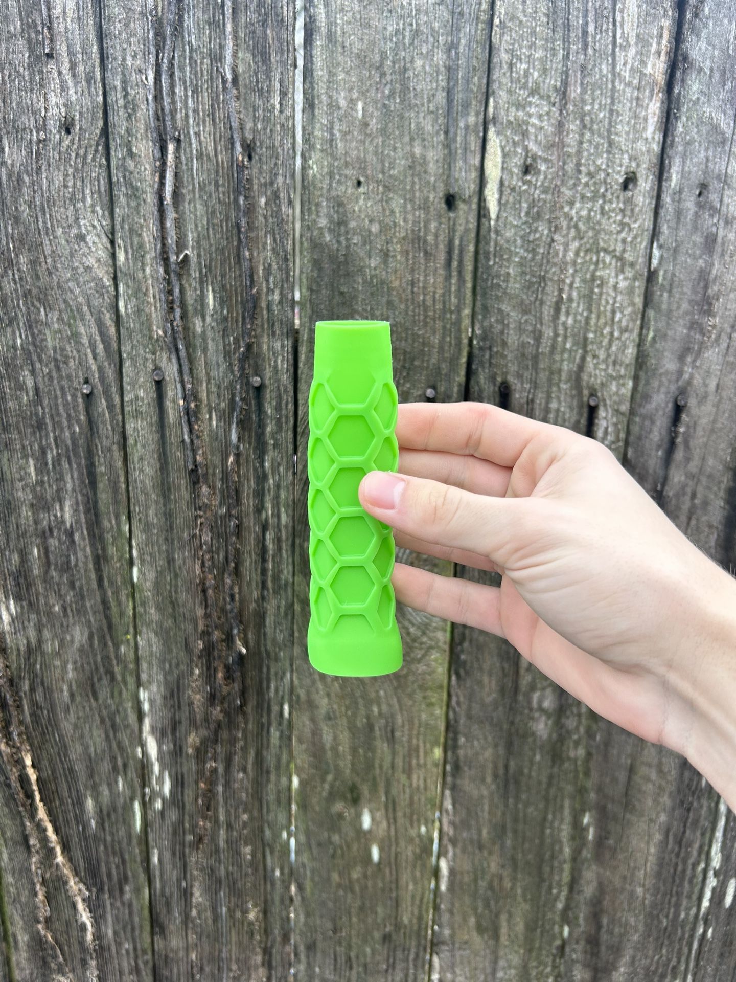 Hex pickleball grip