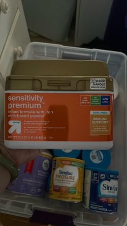 Sensitivity Premium Infant Formula with Iron Powder - 22.5oz - up&up