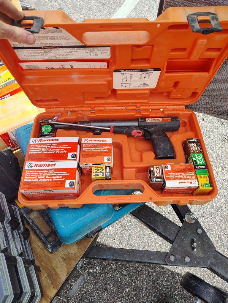 RAMSET Powder-Actuated Tool Kit (PAT) - Complete w/ Loads & Fasteners