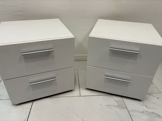 Pair of White 2-Drawer Nightstands