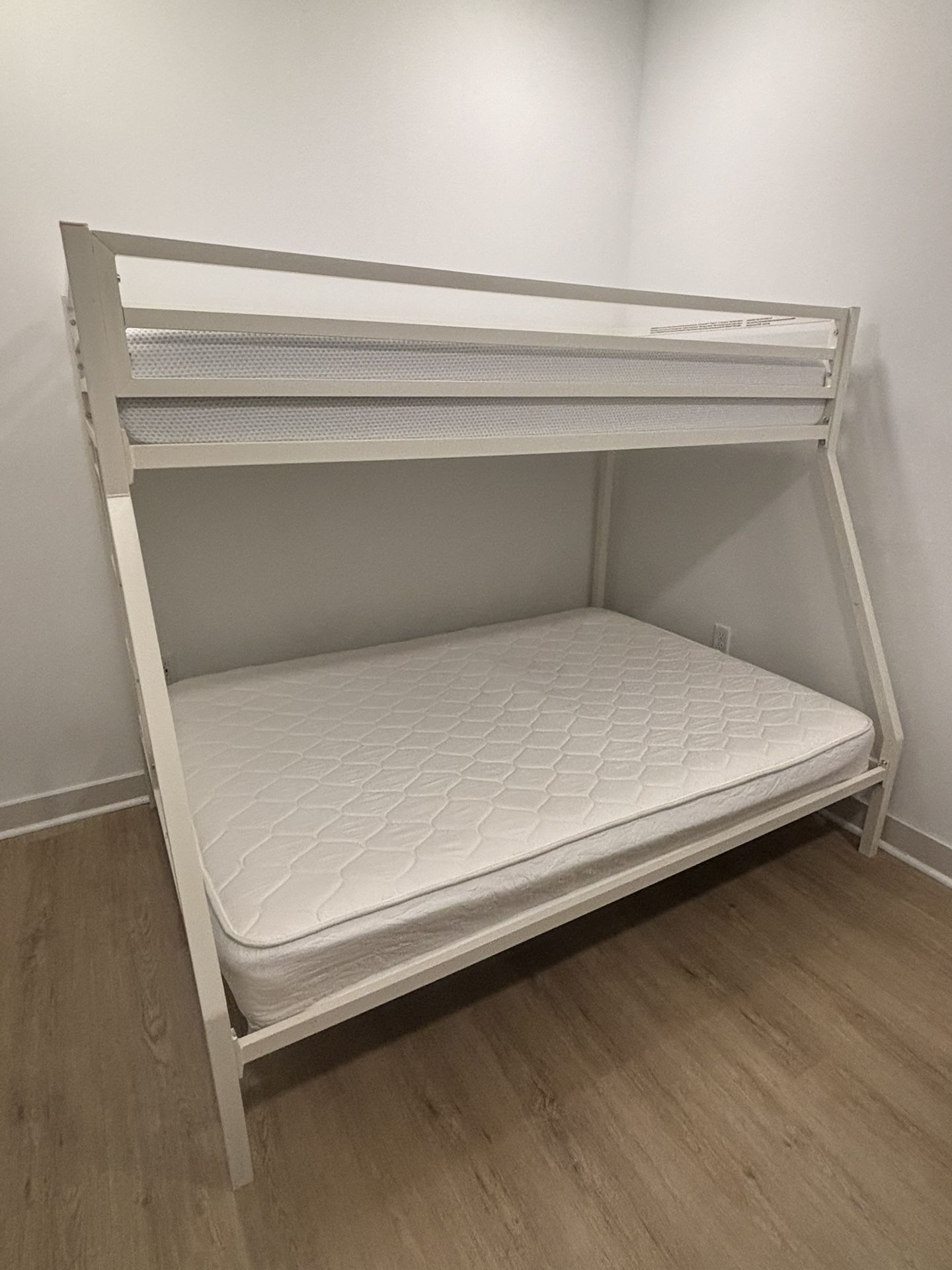 ikalido Metal Loft Bunk Bed Twin Over Full Size + Mattress
