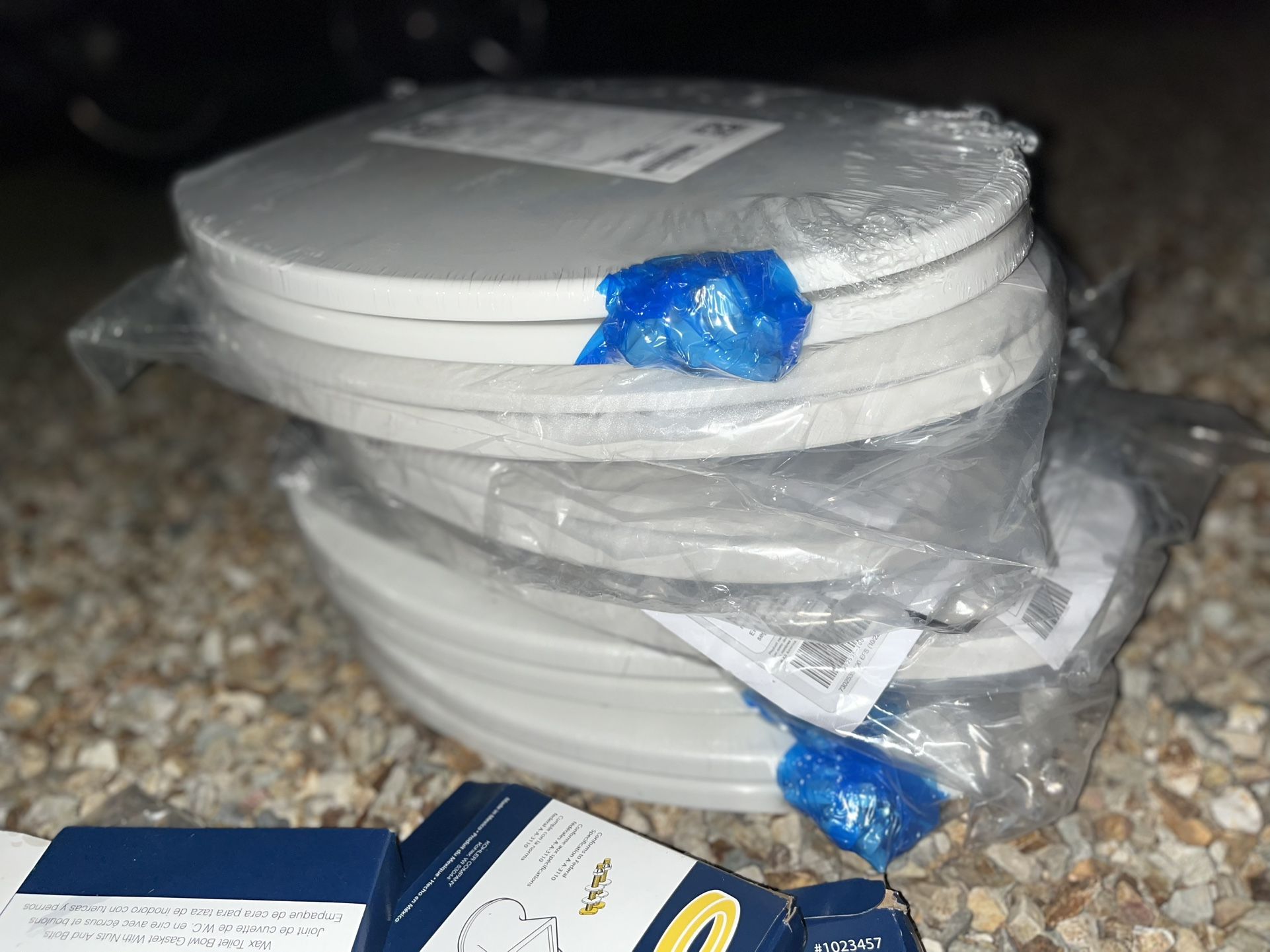 toilet seats, brand new Accepting offerts