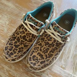 Ariat Women’s Western  Leopard Shoes Size 11 (fits Small!)