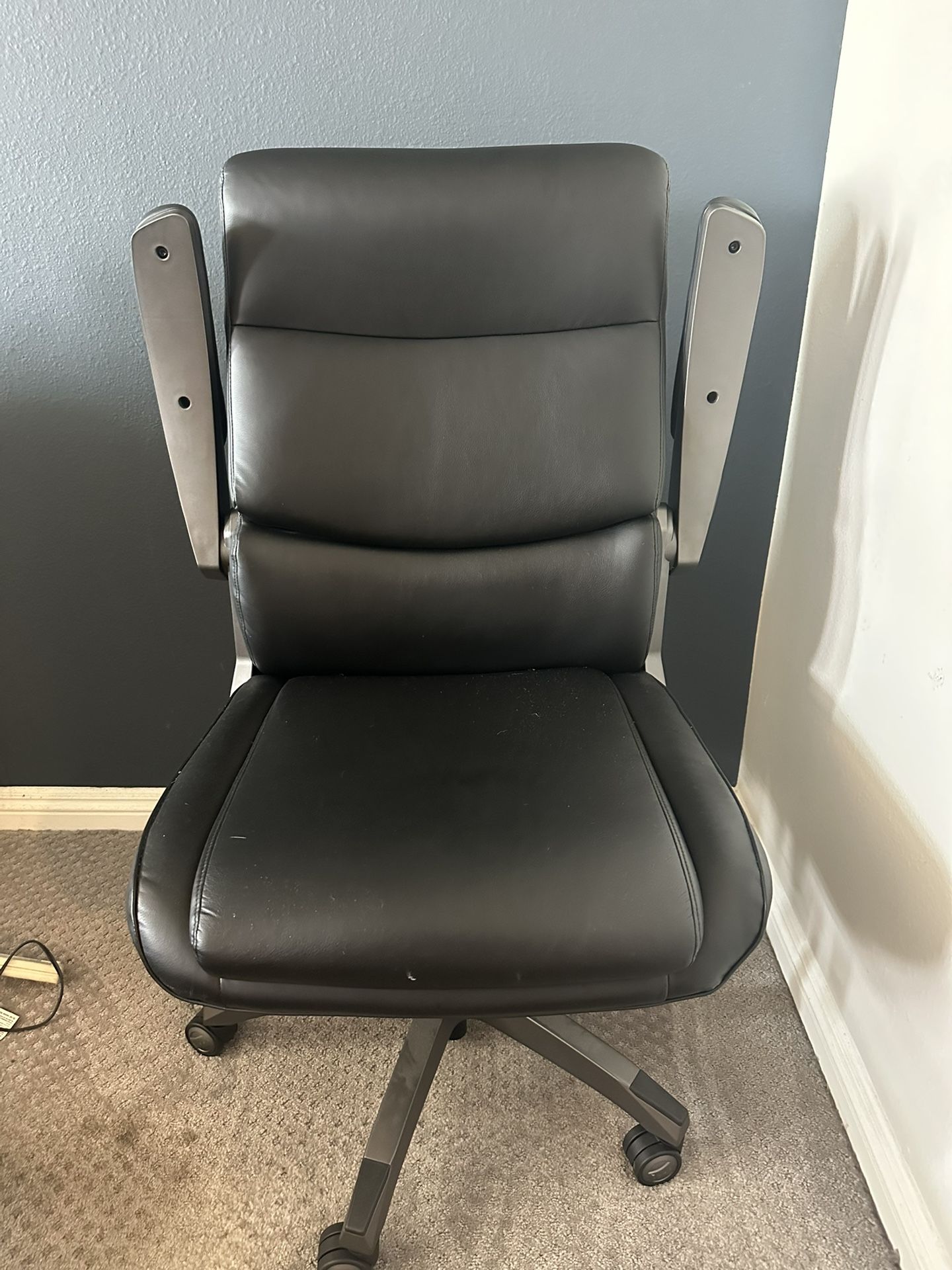 La-Z-Boy Manager Office Chair