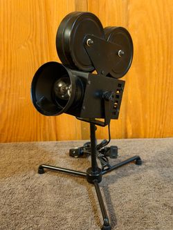 Vintage Hollywood Film Camera Desk Lamp - Home Theater Decor