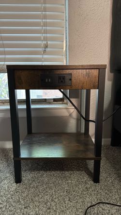 Nightstand, 2x.