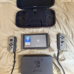 Nintendo Switch 