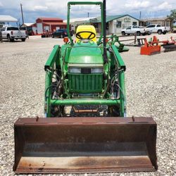 1999 JOHN DEERE 790 TRACTOR 