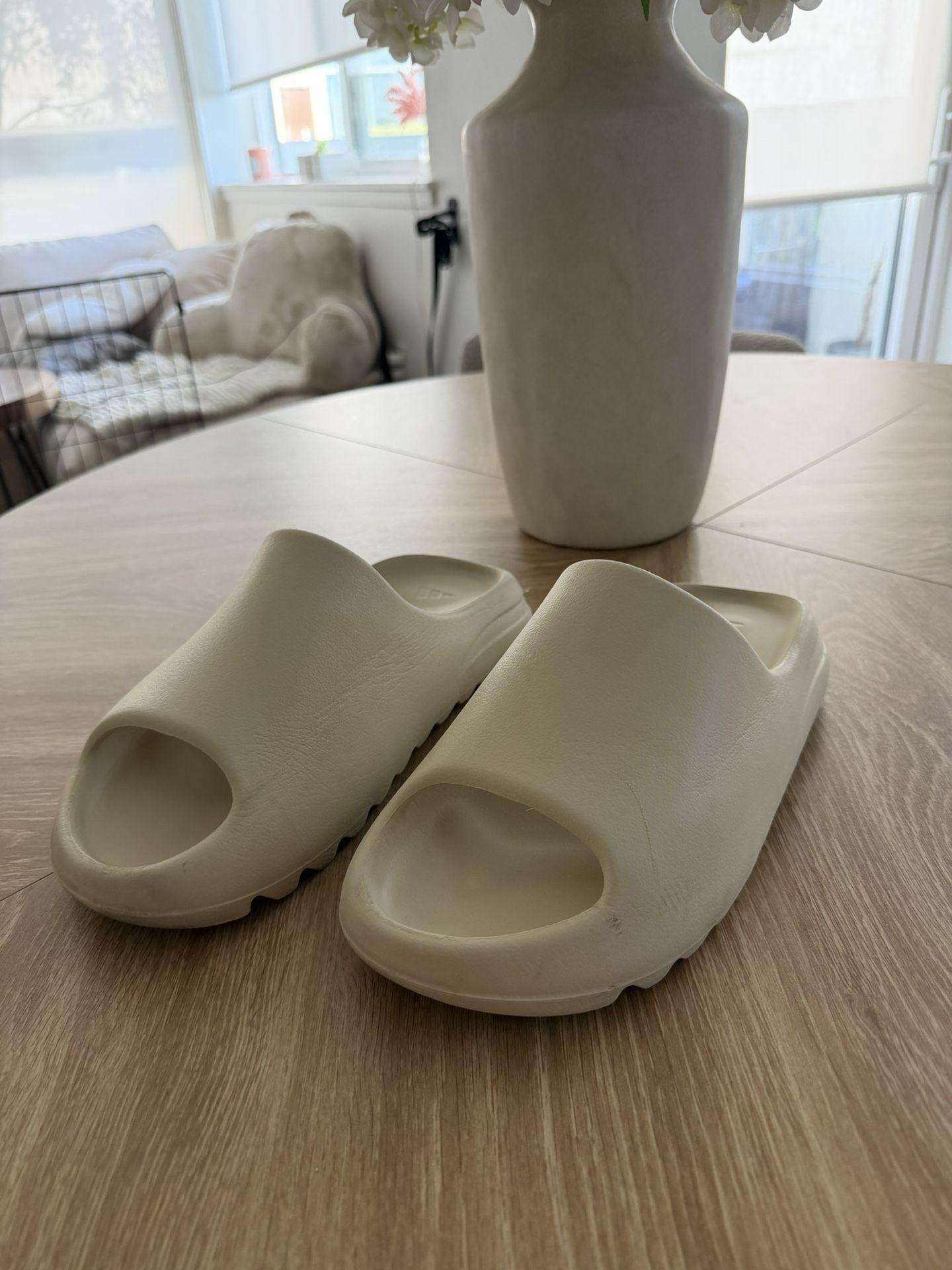 Adidas Yeezy Boost - Mens US 10