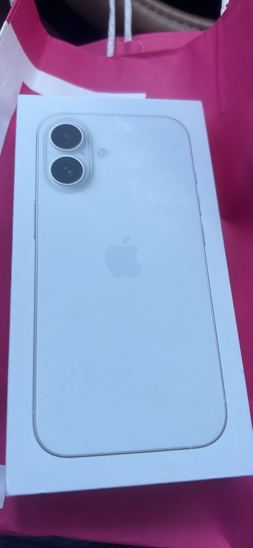 iPhone 16