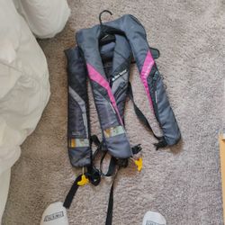 West Marine Inflatable Life Vest