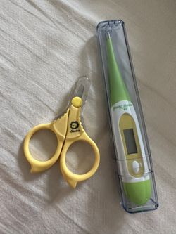 Baby nail scissor
