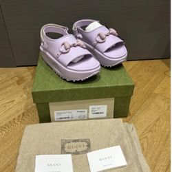 GUCCI SANDALS 