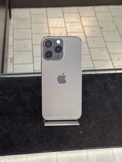 iPhone 15 Pro Max 256GB AT&T or Cricket
