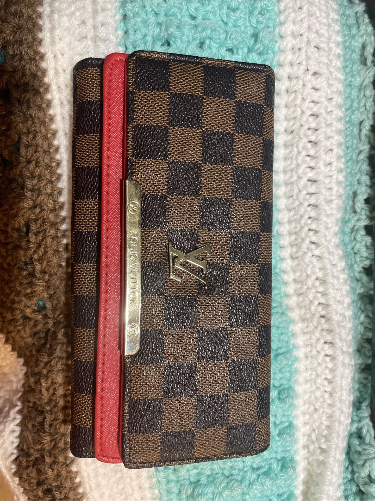 Louis Vuitton: willing to negotiate on price