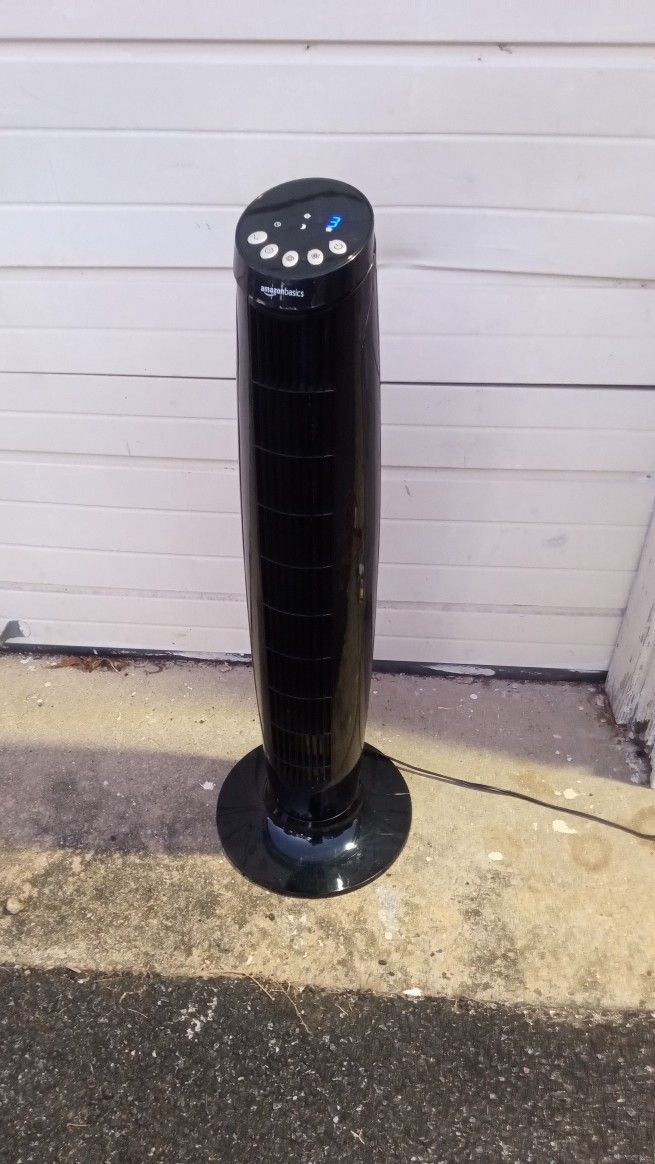 3 Speed Oscillating Tower Fan WORKS PERFECT