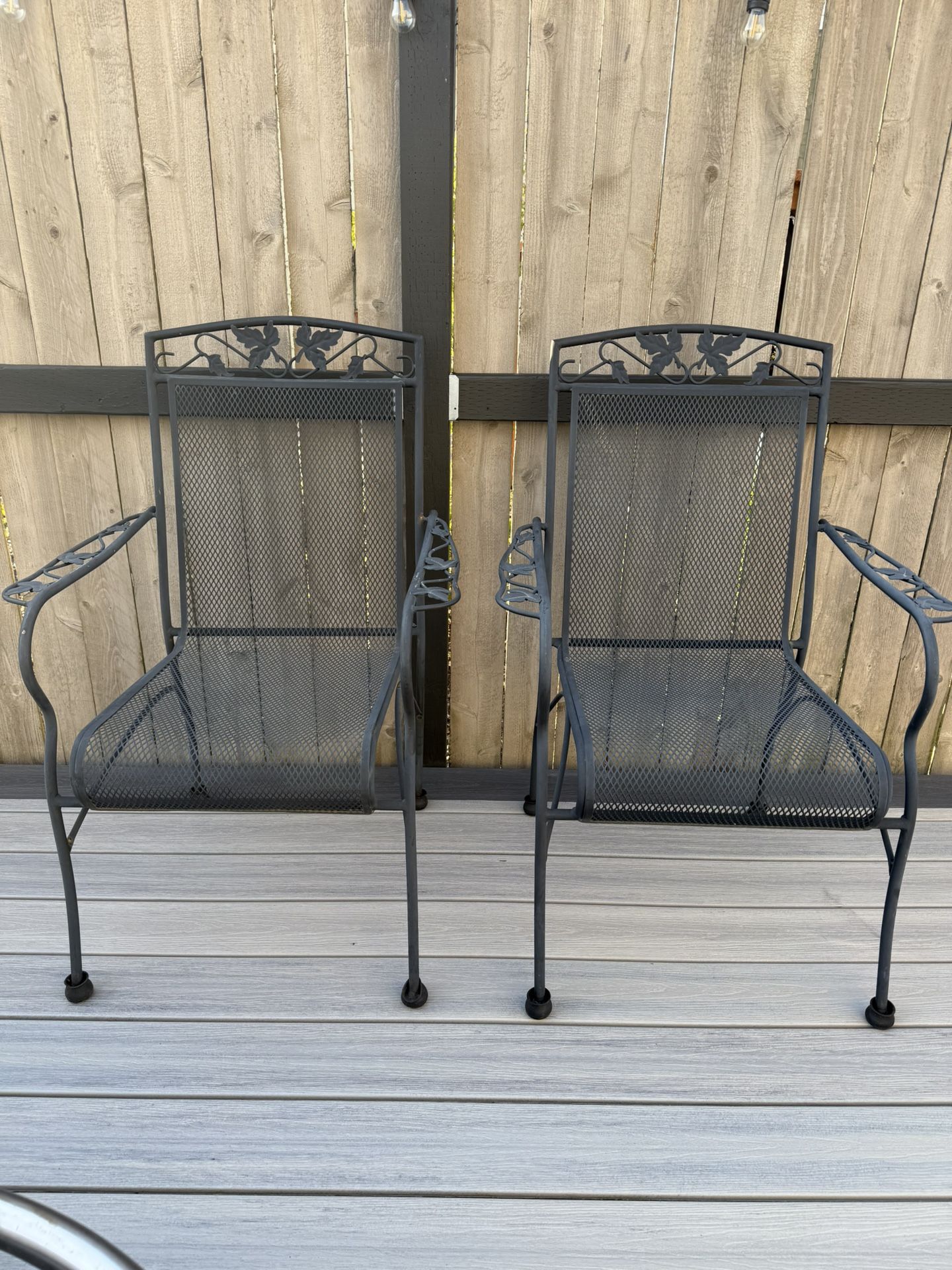 2 Wrought Iron Chairs Vintage Meadowcraft