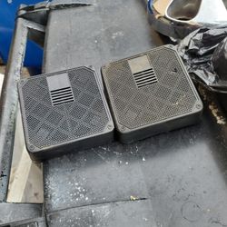 Free 2 Small Speakers For Anything 