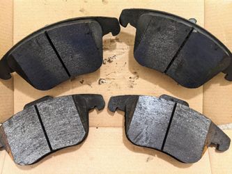 Semi-Metallic Front Brake Pads
