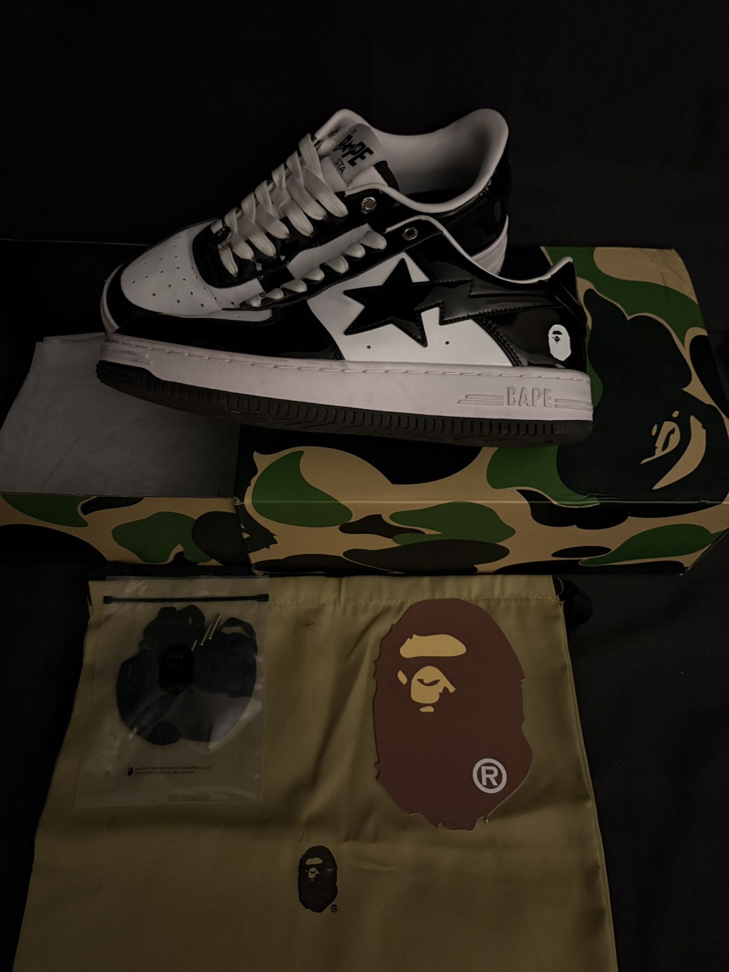 A Bathing Ape Bape Sta Low (Size • 10)