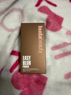 Huda beauty Easy Blur Primer- Bronze Fudge