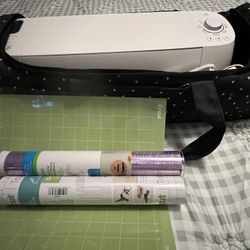 Cricut Air With Carrying Case & Accessories 