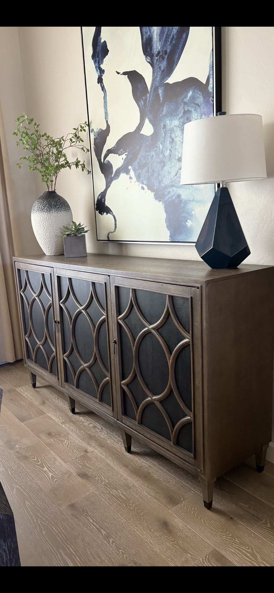 Buffet/Side Table