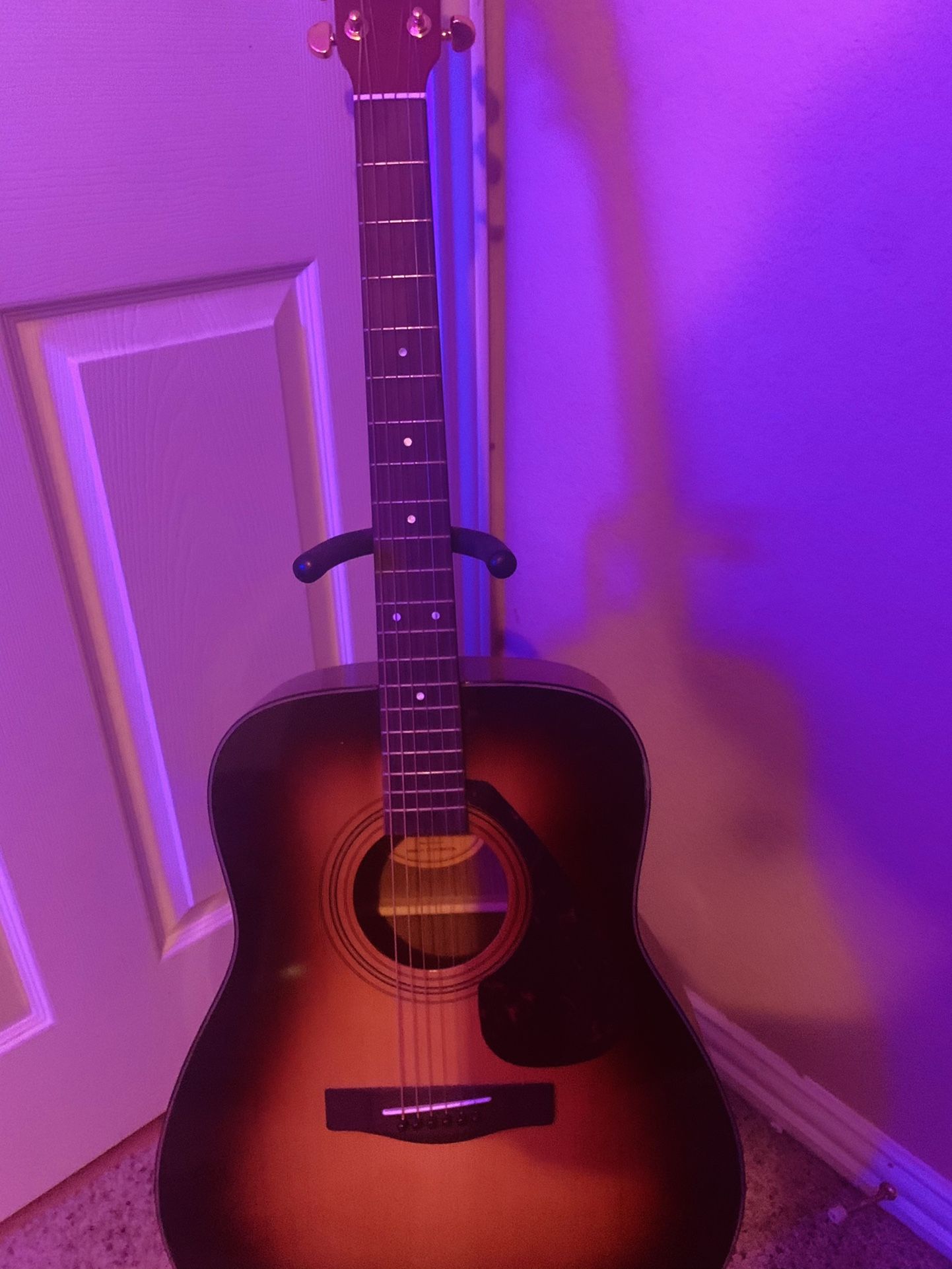 Yamaha Guitar