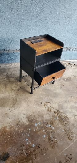 Small Nightstand With Electric Outlet 
