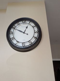 Sterling & Noble Round Wall Clock