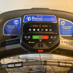 Treadmill 