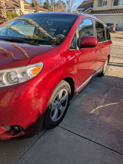 2014 Toyota Sienna