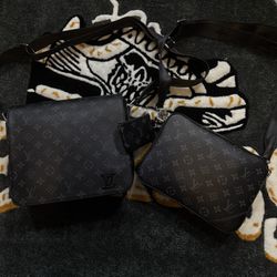 LV BAGS 