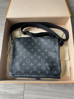Chanel-Vuitton, Sale n°2140, Lot n°24