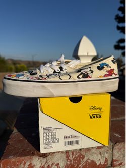 Vans x Disney “Mickey’s Birthday” Authentic shoes (style VN0A38EMUJ2)